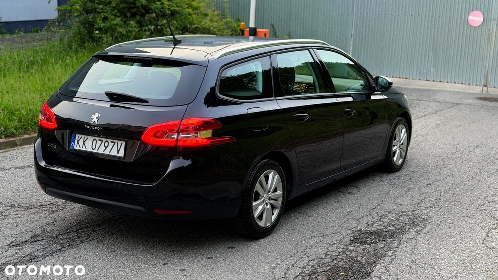 Peugeot 308 PureTech 130 GPF Stop & Start Active Business-Paket - 31