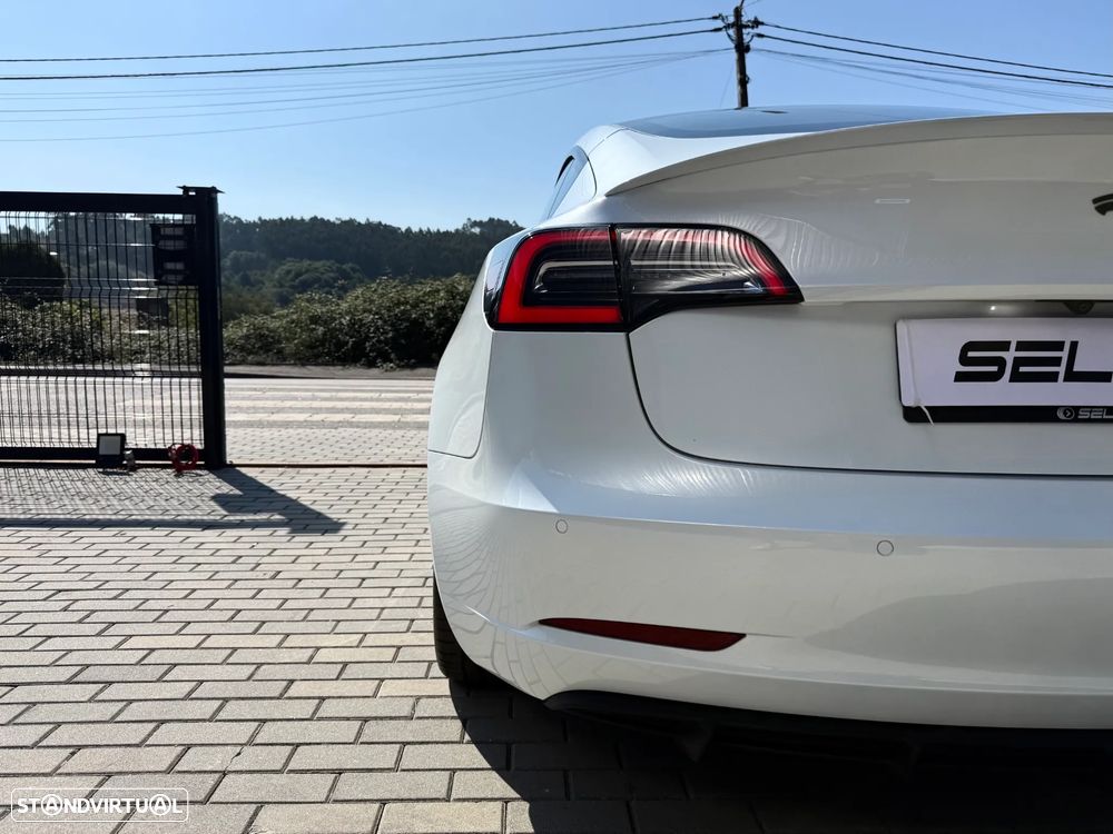 Tesla Model 3 Tração Traseira - 25