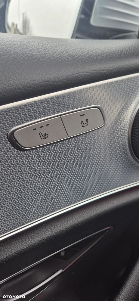 Mercedes-Benz Klasa E 220 d 4-Matic All-Terrain - 26