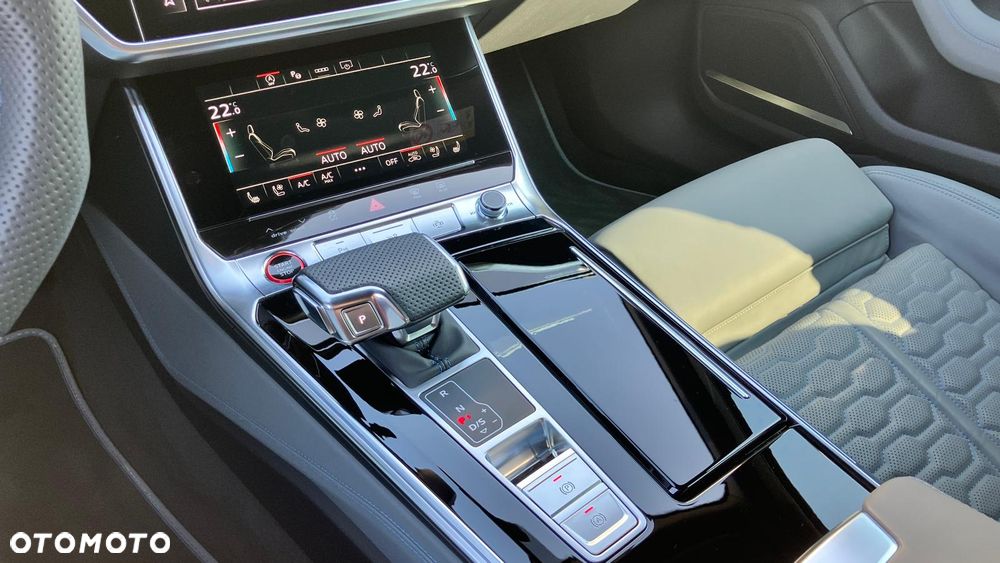 Audi RS6 Avant TFSI mHEV Quattro Performance Tiptronic - 19