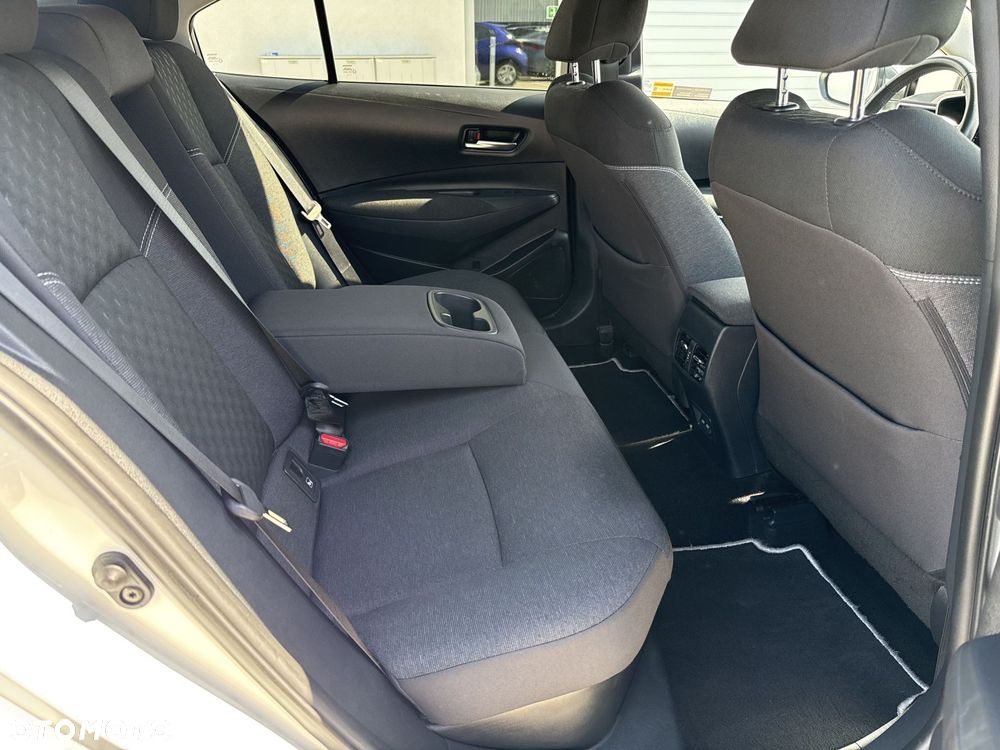 Toyota Corolla 1.8 Hybrid Style - 8