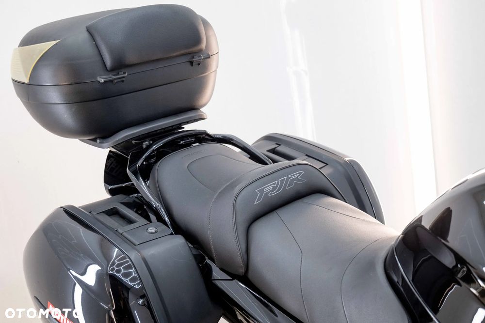 Yamaha FJR - 22