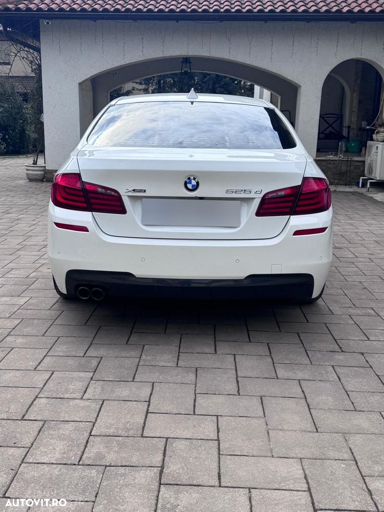 BMW Seria 5 525d Aut. Modern Line - 3
