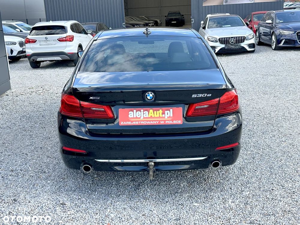 BMW Seria 5 530e iPerformance xDrive Luxury Line - 10