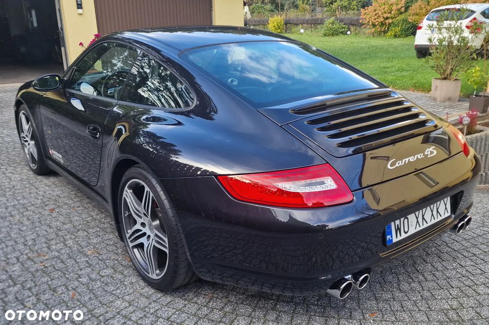 Porsche 911 - 4