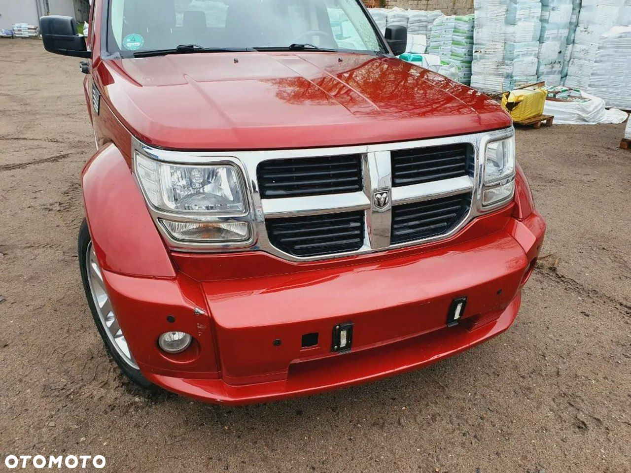 Dodge Nitro - 6
