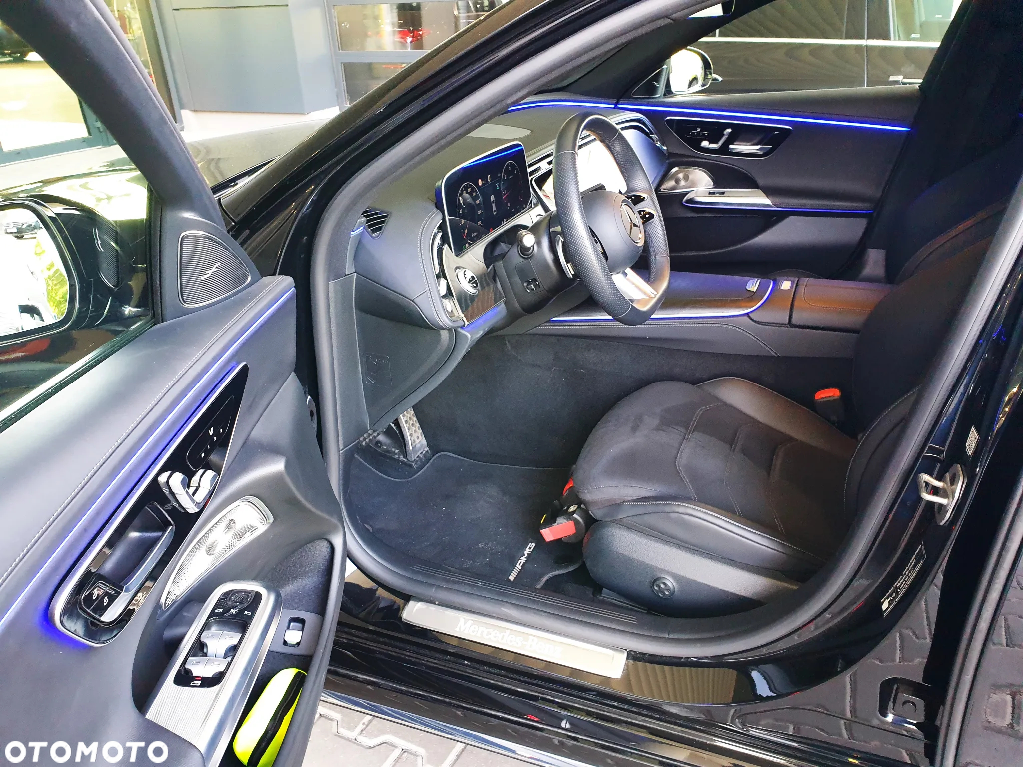 Mercedes-Benz Klasa E 220 d 4-Matic AMG - 13