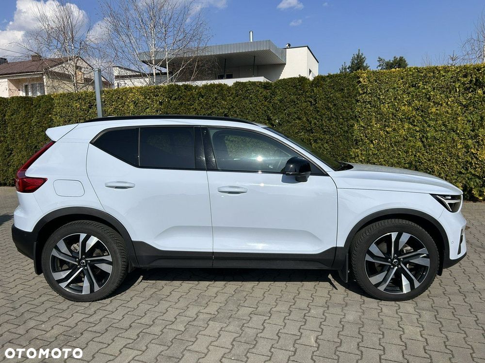 Volvo XC 40 B5 B AWD Geartronic RDesign - 3