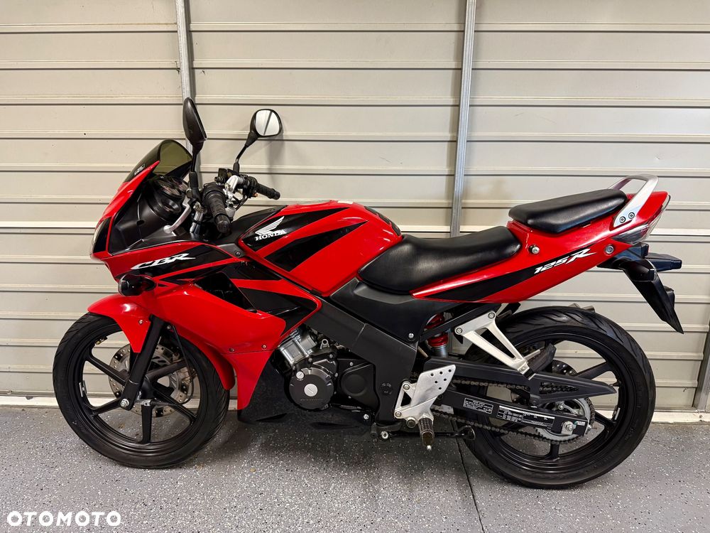 Honda CBR - 16