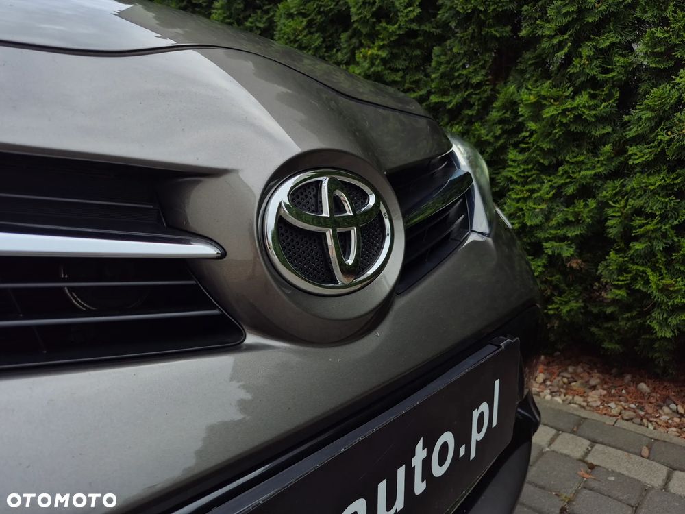 Toyota Verso 1.8 Prestige EU5 MS - 33