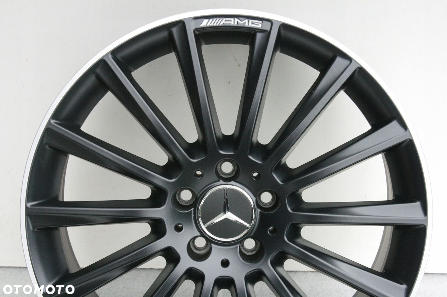 NOWE FELGI MERCEDES AMG CLA 35 X118 C118 W118 19 OE A1184010300 ORYGINALNE - 1