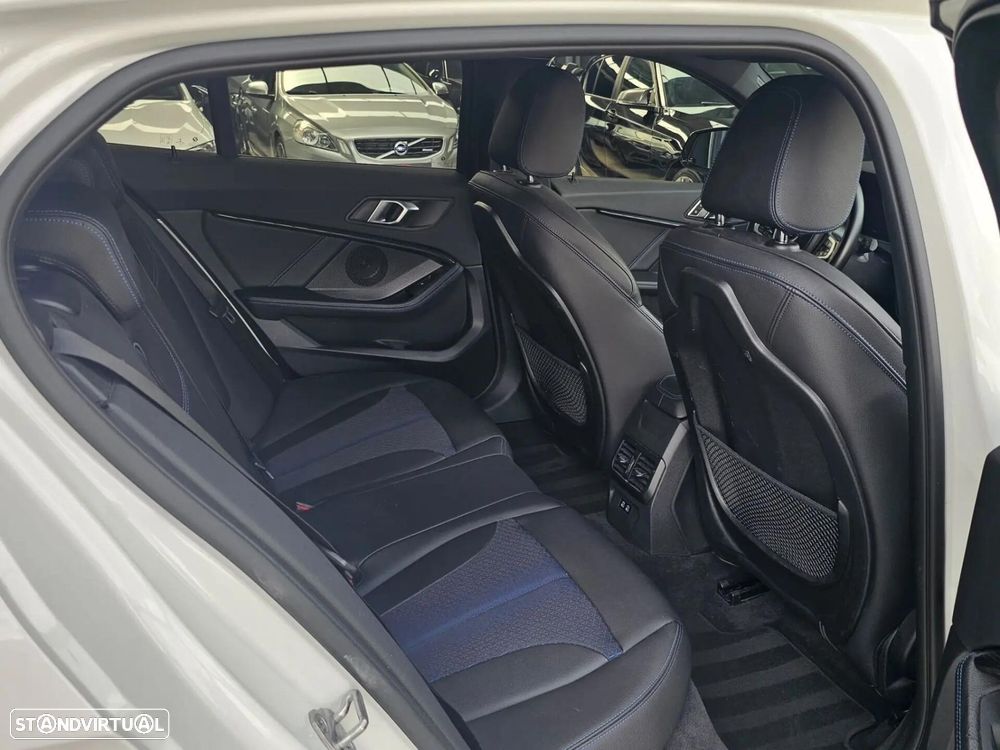 BMW 116 i Aut. M Sport - 10