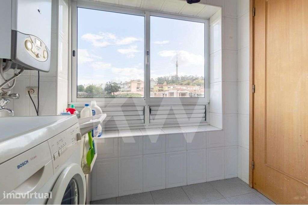 T3 Luminoso com Garagem Box e Rendimento Garantido até dezembro 2026 – - Grande imagem: 5/26