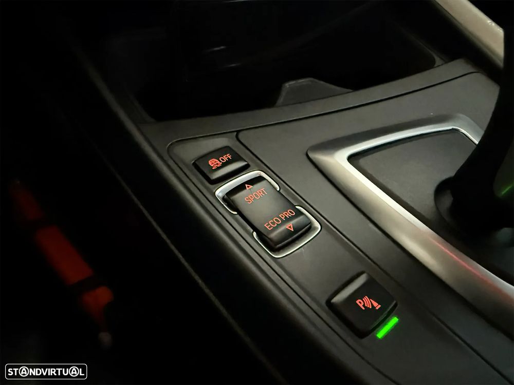 BMW 116 d Aut. Edition M Sport Shadow - 17