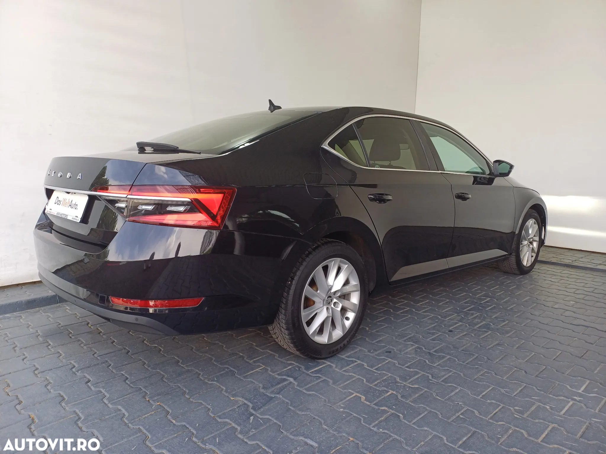Skoda Superb 1.5 TSI DSG Ambition - 36