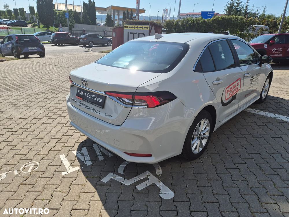 Toyota Corolla 1.8 HSD Business - 13