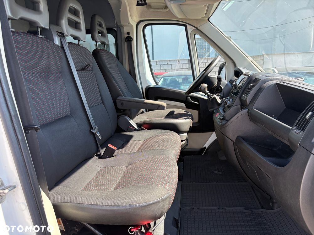 Peugeot BOXER - 12