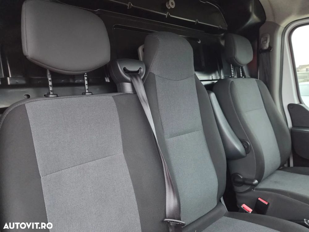 Renault New Master L2H2 - 19