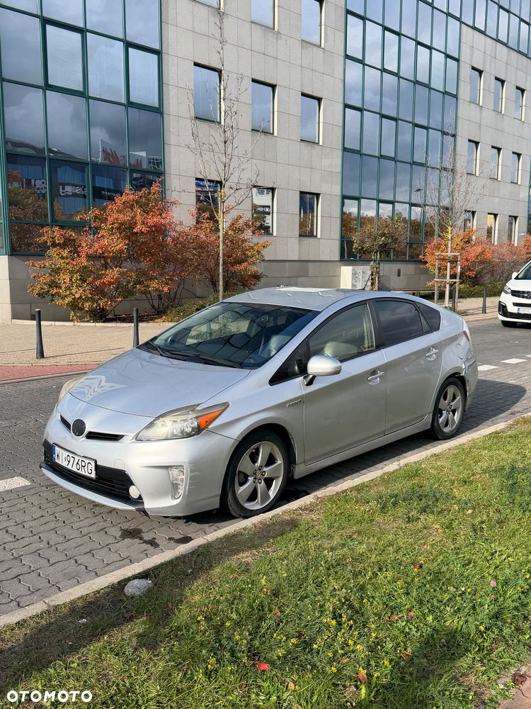 Toyota Prius 2013 photo 2