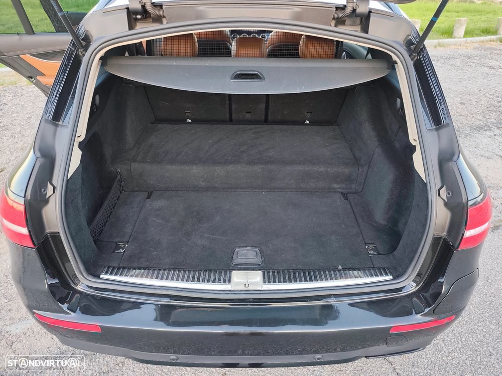 Mercedes-Benz E 300 - 13