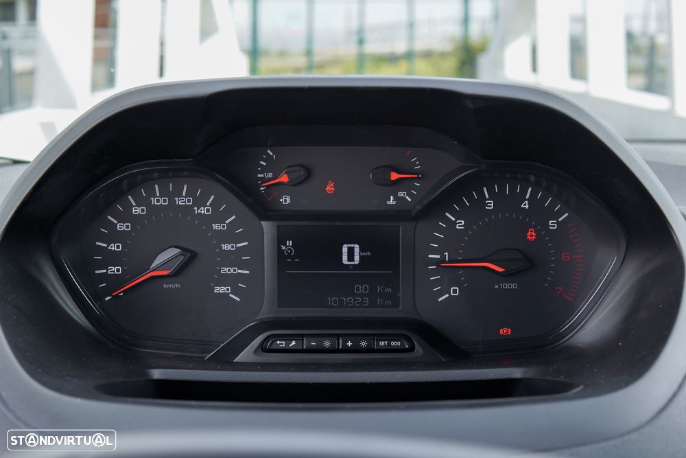Peugeot Partner - 12