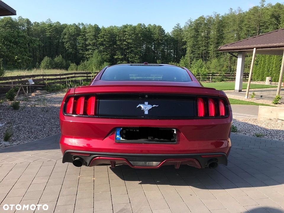 Ford Mustang 2.3 Eco Boost - 4