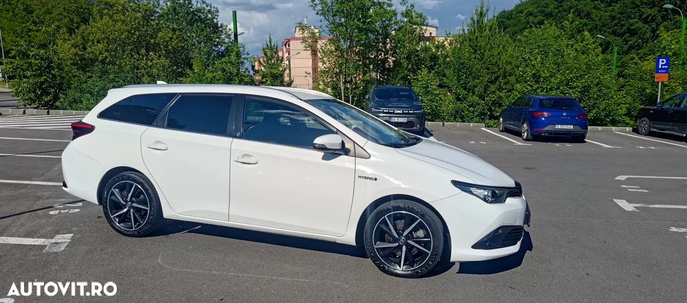 TOYOTA Auris 2018 — imagine 2