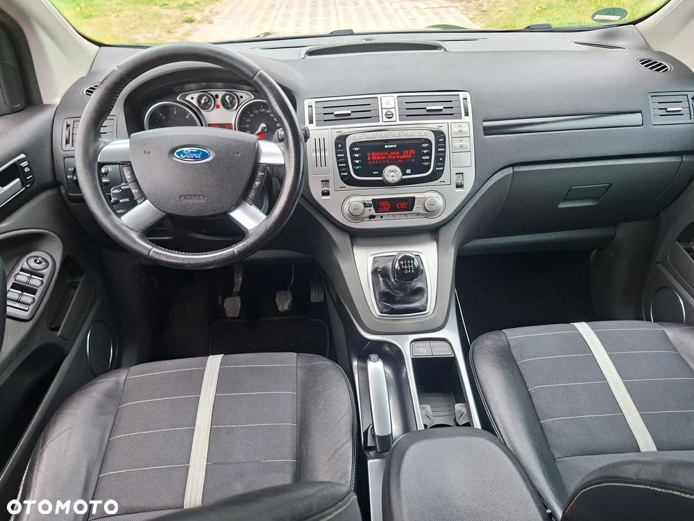 Ford Kuga 2.0 TDCi Titanium - 10