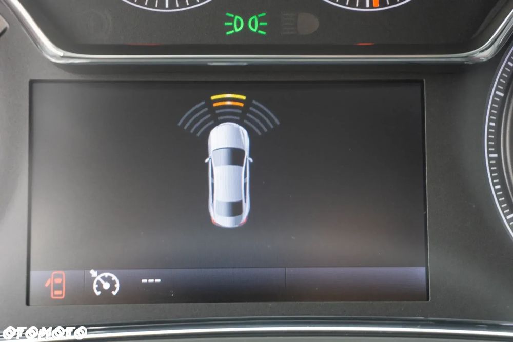 Opel Insignia 2.0 CDTI Cosmo S&S - 27