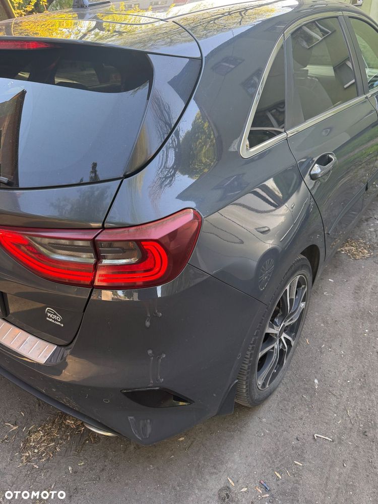 Kia Ceed 1.4 T-GDI L Business Line - 4
