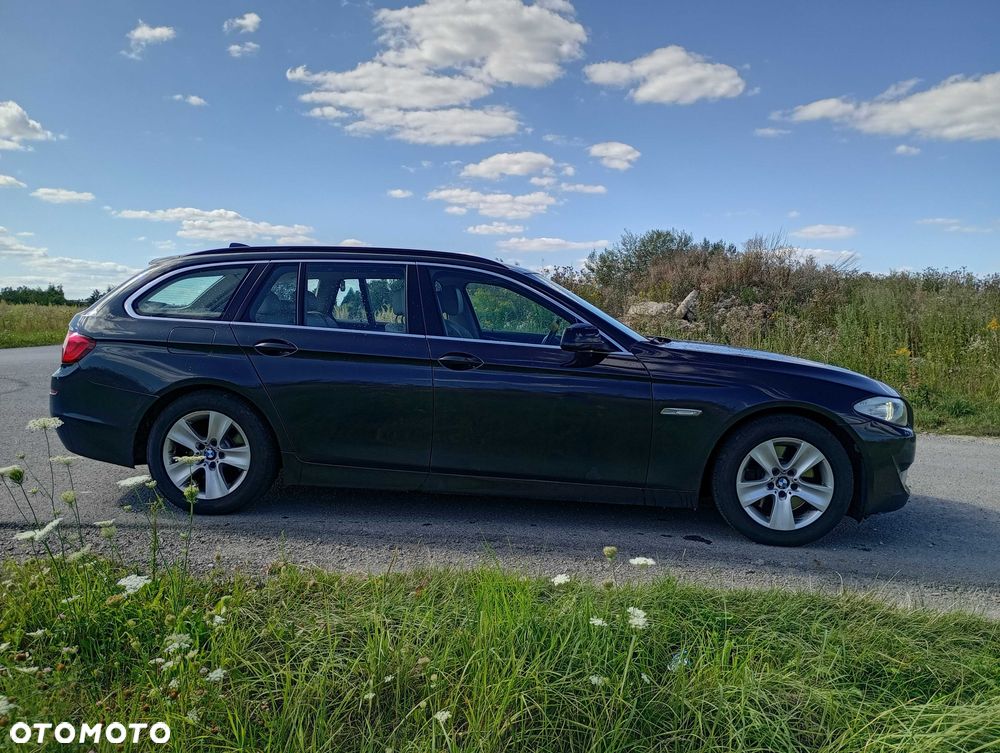 BMW 5 Series 2011 photo 4