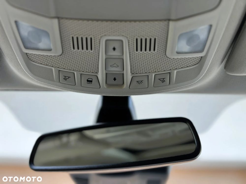 Ford Mondeo - 26