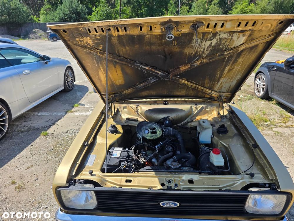 Ford Escort - 17
