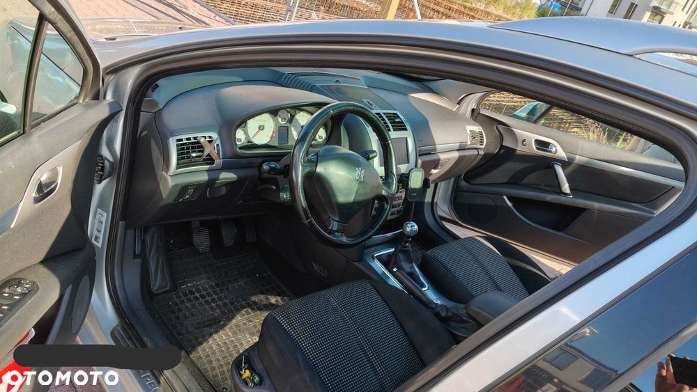 Peugeot 407 - 7