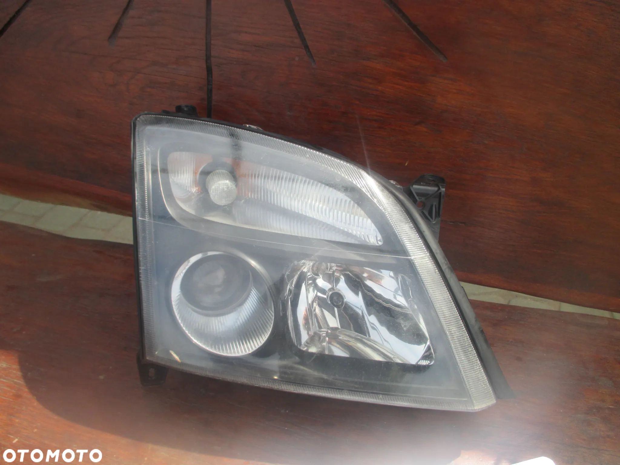 Lampa prawa Opel Vectra C Signum Xenon Hella Europa - 1