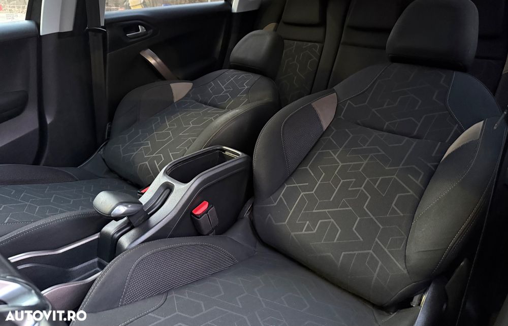 Peugeot 2008 PureTech 110 Stop&Start Allure - 33