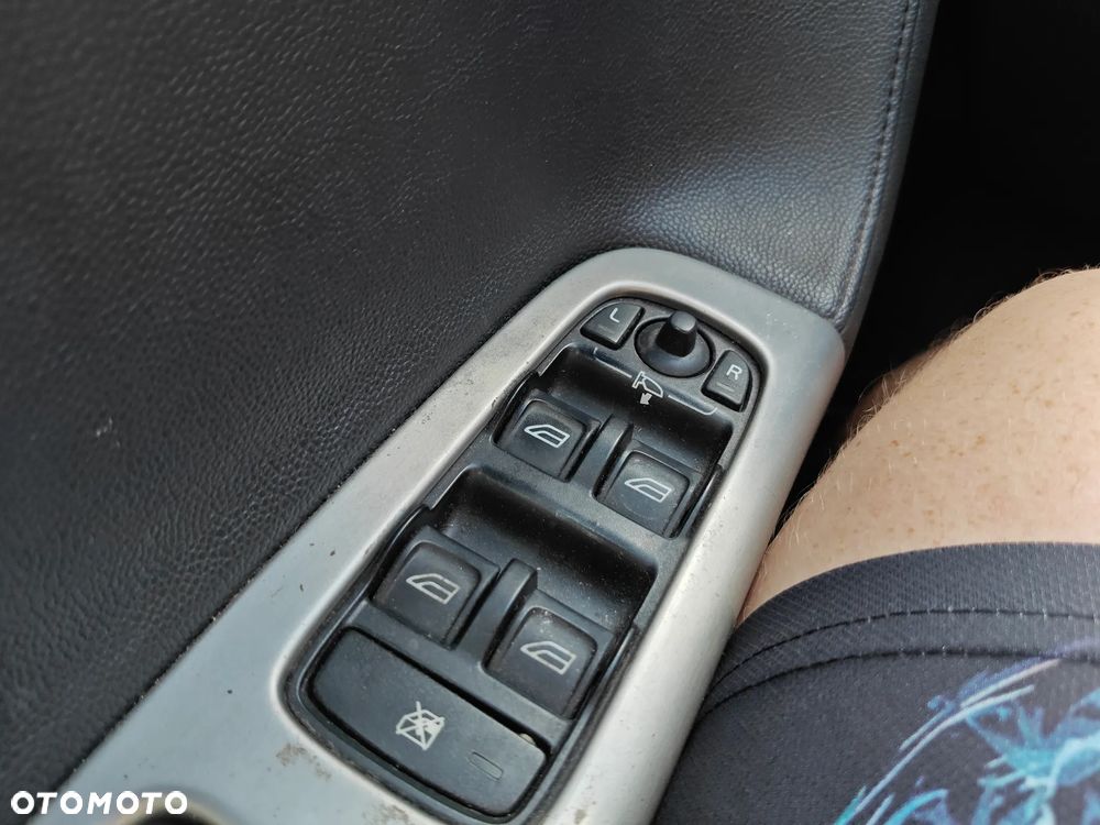 Volvo S80 2.4D5 - 21