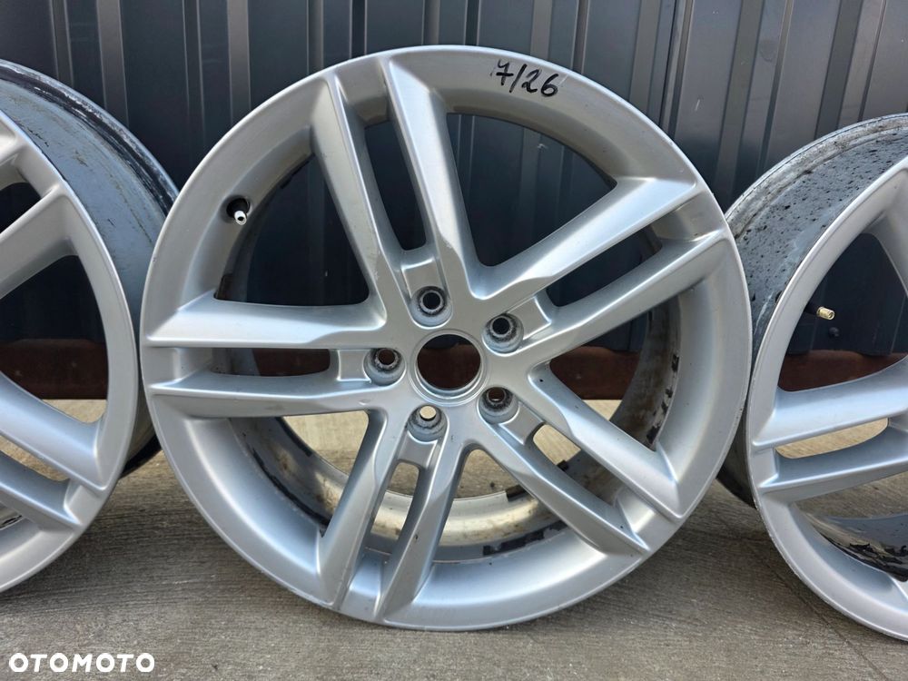 FELGA FELGI KOMPLET AUDI Q3 8U VW 7.0J R18 ET43 8U0601025AA 7/26 ORYGINAŁ ! - 4
