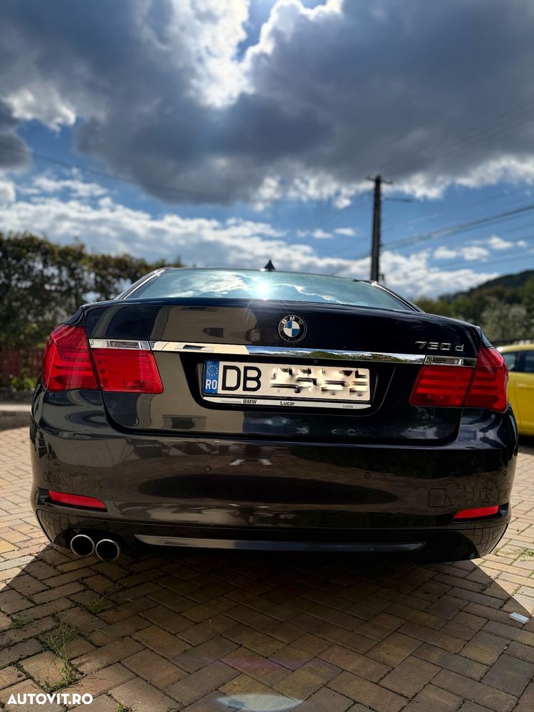 BMW Seria 7 730d - 8