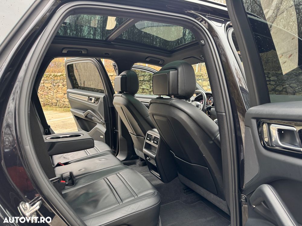 Porsche Cayenne E-Hybrid Tiptronic S - 12