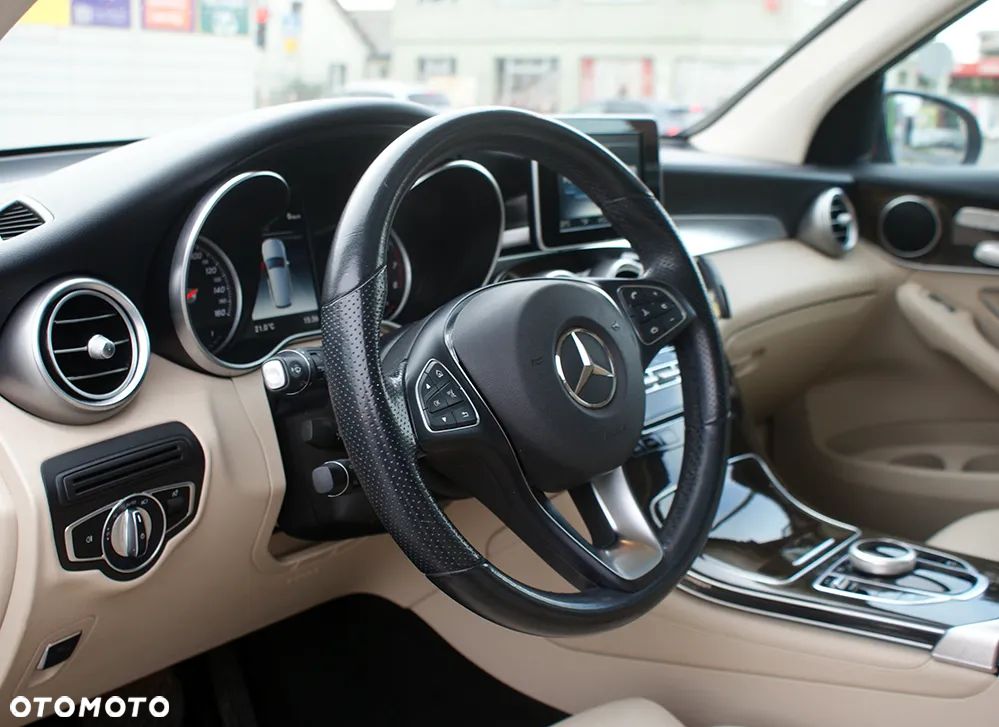 Mercedes-Benz GLC 300 4-Matic - 11