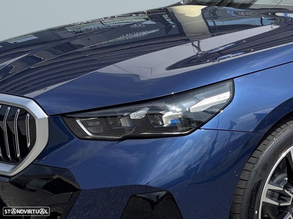 BMW 530 e Pack Desportivo M - 2