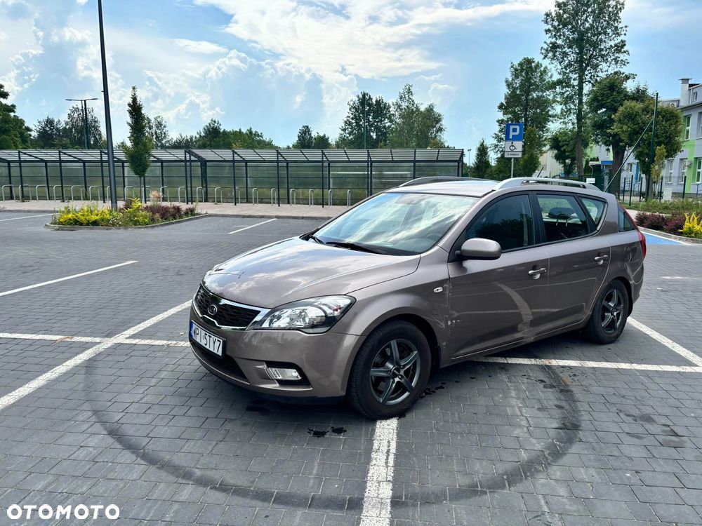 Kia Ceed 1.6 Comfort - 11