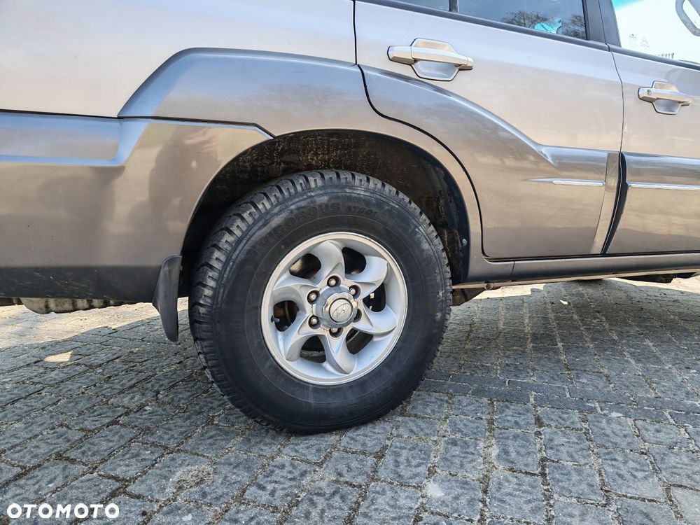 Hyundai Terracan - 5