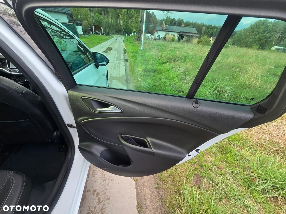 Opel Astra 1.6 D Start/Stop Edition - 11