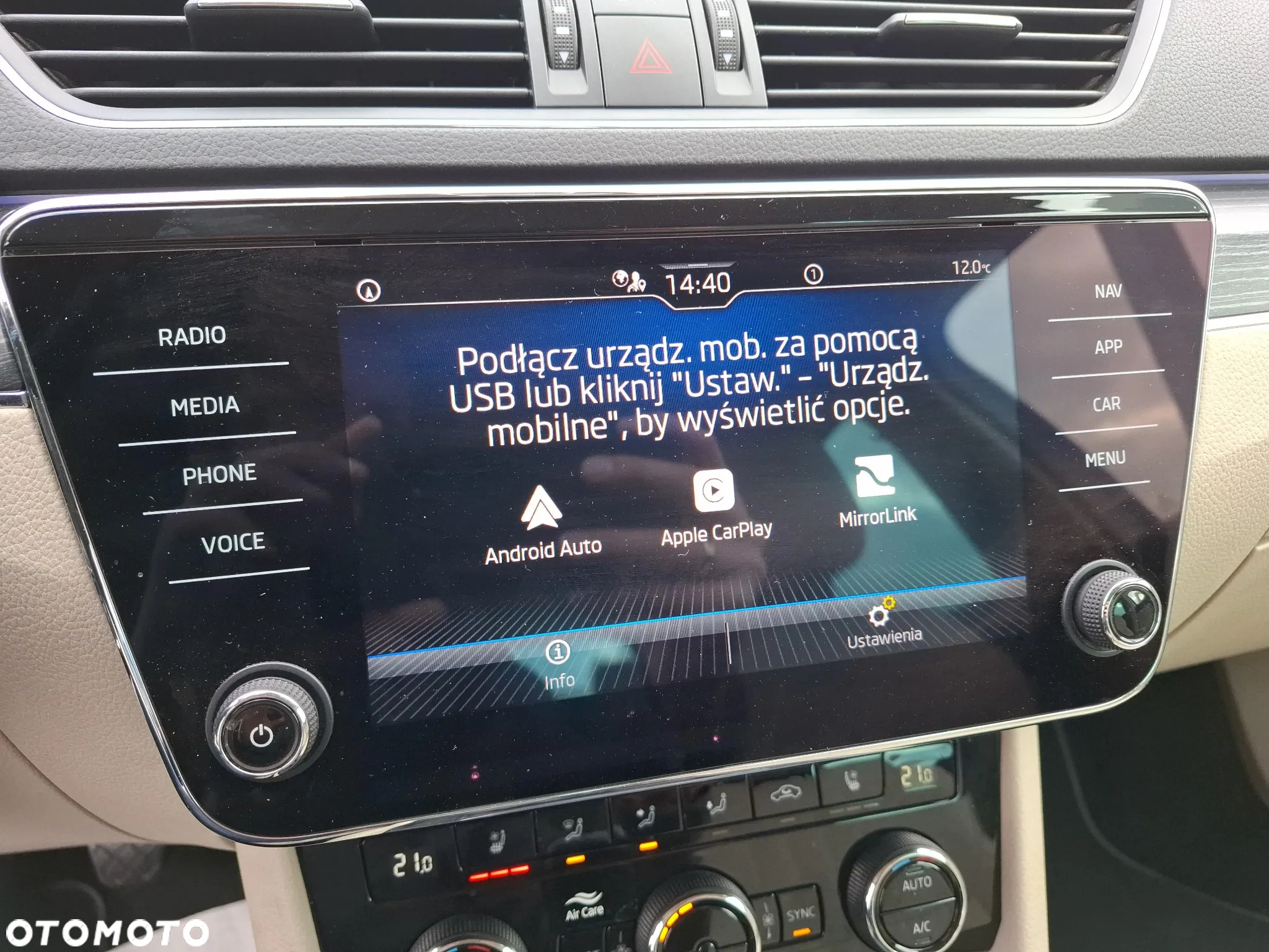 Skoda Superb Combi 2.0 TDI Style - 20