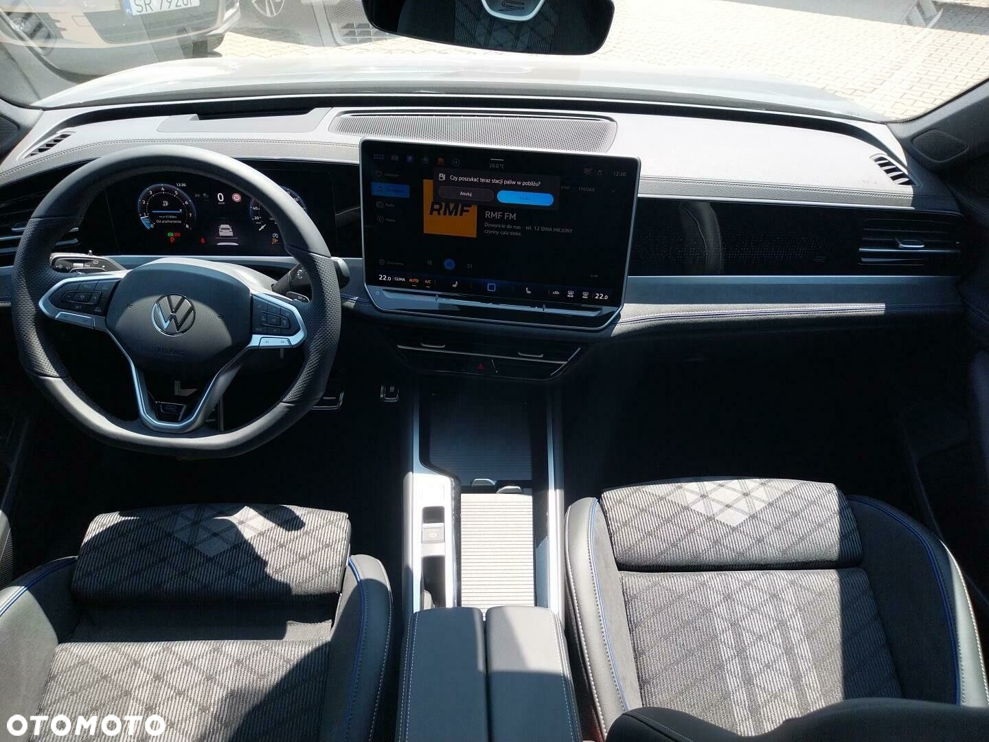 Volkswagen Passat - 19