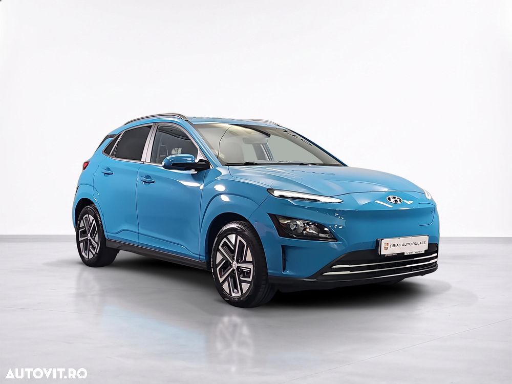 Hyundai KONA - 8