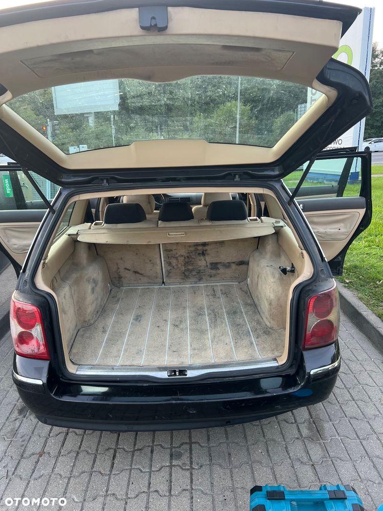 Volkswagen Passat - 10
