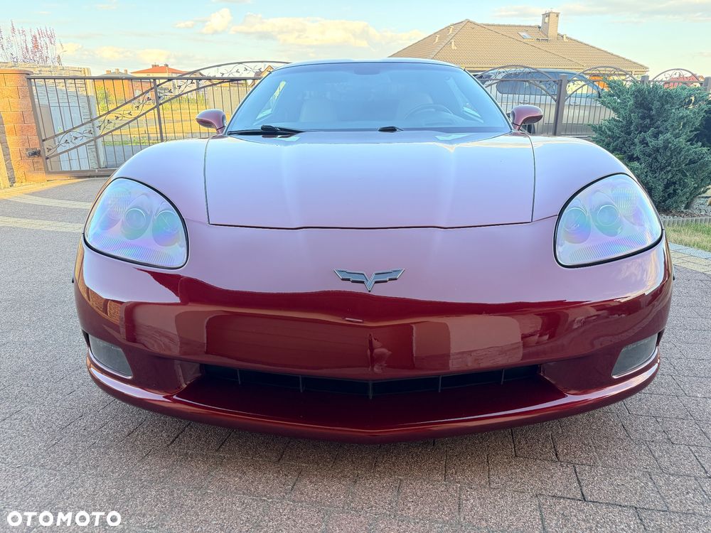Chevrolet Corvette - 8